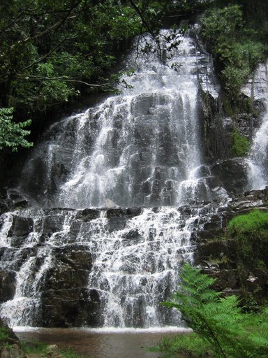 https://static.onlc.eu/burunditourismoNDD//124770231278.jpg