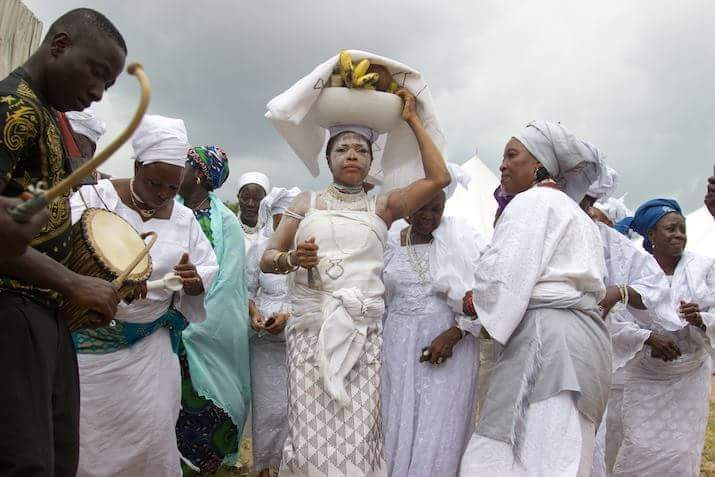 ALLIANCE AVEC MAMI WATA POUR LA RICHESSE ET LA POSPERITE