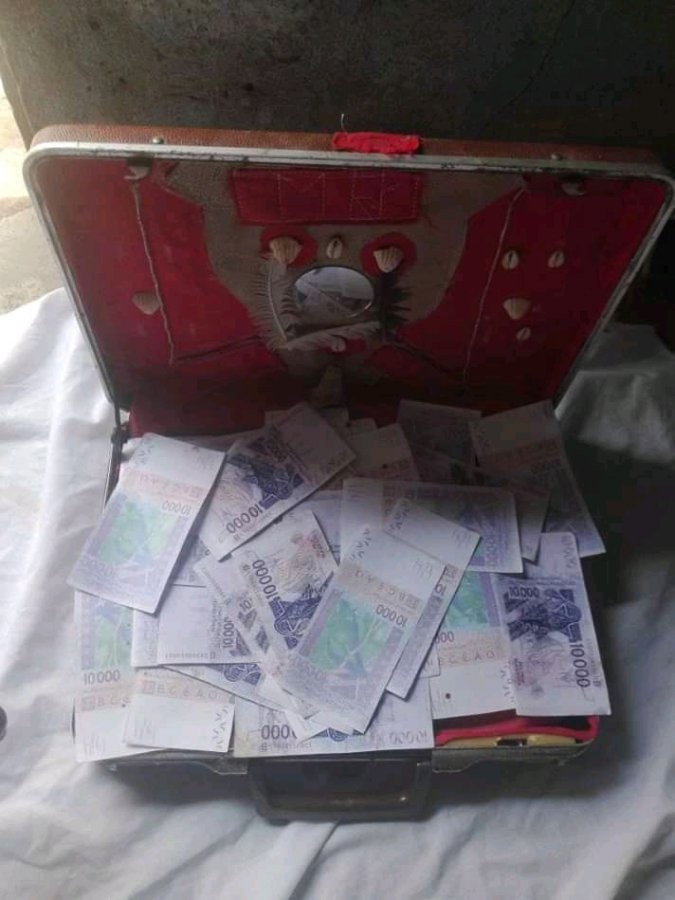 valise magique multiplicateur d'argent, la valise magique incroyable