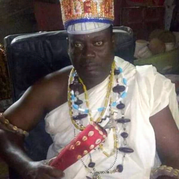 LE SEUL ANCIEN MAÎTRE MARABOUT D'AFRIQUE LE MARABOUT DES SOLUTIONS IMPOSSIBLES Les pouvoirs du maraboutage sont quasiment sans limites* ! Amour perdu et détresse sentimentale, retour affectif immédiat et possession permanente de l’être aimé, conflits conjugaux et familiaux, infidélité et abandon, divorce et séparation, chance amoureuse et mariage, solitude et recherche de l’âme soeur, envoûtement et désenvoûtement, protection du couple, etc…*